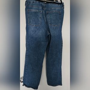 Good American All Fits Jeans